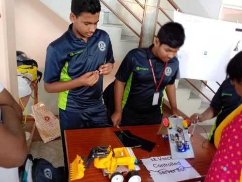iObrain_innovative_Labz_-_Sharada_Sri_Public_School,_Bengaluru__(10)[1]