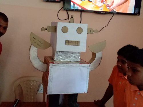 iObrain_innovative_Labz_-_Sharada_Sri_Public_School,_Bengaluru__(2)[1]