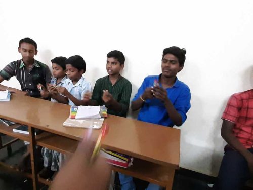 iObrain_innovative_Labz_-_Sri_VV_Sridhar_Guruji_ZPHS,_Ahobalum,_Andra_Pradesh__(19)[1]